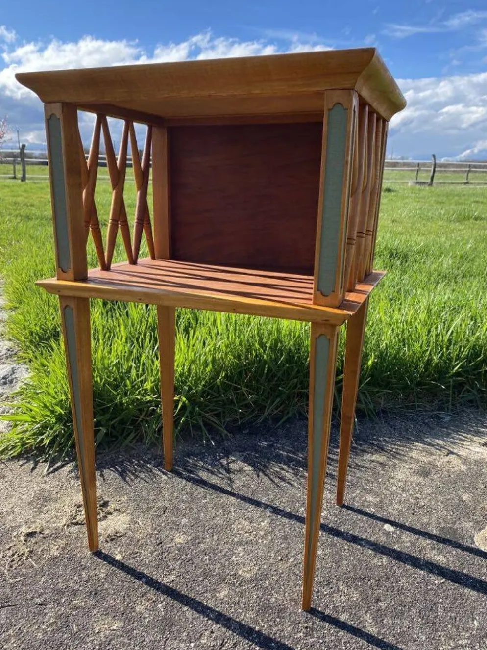 Petite Table Bout de Canapé