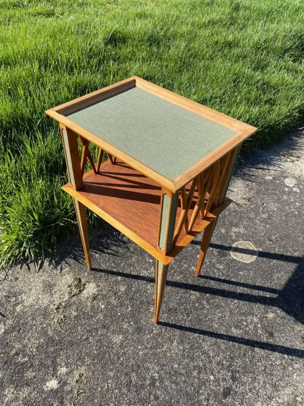 Petite Table Bout de Canapé