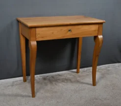 Petite table console en noyer, époque Restauration – début XIXe