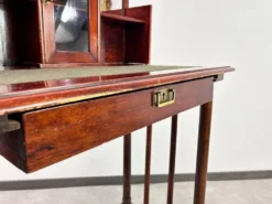 Petite table à écrire sécession