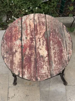 Petite table d’appoint ancienne en fer forgé et bois patiné – années 30/40