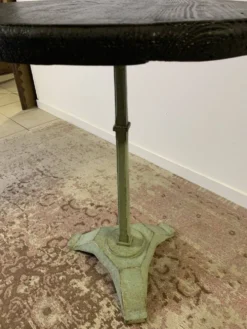 Petite table de bistrot type guéridon