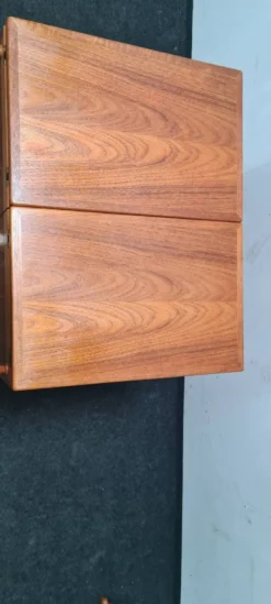 Petite table de salle à manger vintage en teck à rallonge