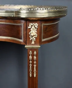 Petite Table Rognon en Acajou, style Transition – Début XXe
