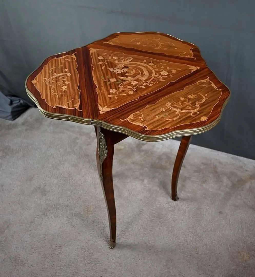 Petite Table à Volets en Acajou, époque Napoléon III – 2ème partie XIXe