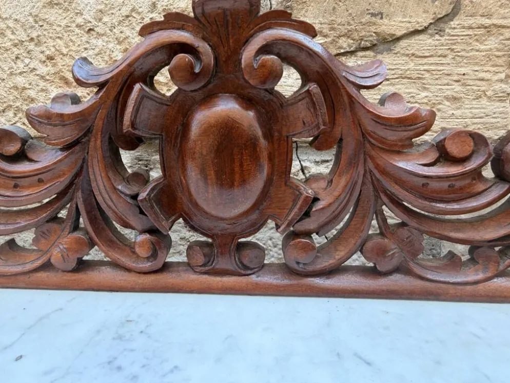 Petite étagère murale/console d’appoint Napoléon III — noyer sculpté e