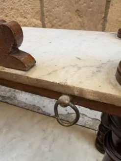 Petite étagère murale/console d’appoint Napoléon III — noyer sculpté e