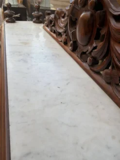 Petite étagère murale/console d’appoint Napoléon III — noyer sculpté e