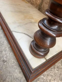 Petite étagère murale/console d’appoint Napoléon III — noyer sculpté e