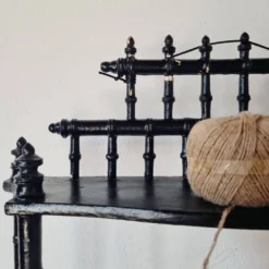 Petite étagère murale en bois noire 3 étages