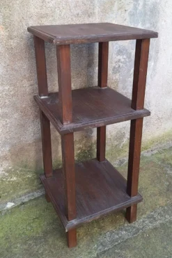 Petite étagère à poser en bois