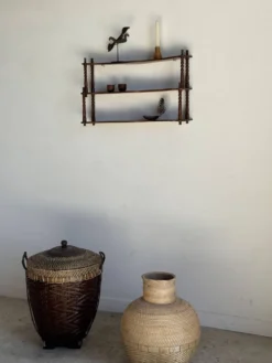 Petite étagère à trois niveaux en chêne H41 L68