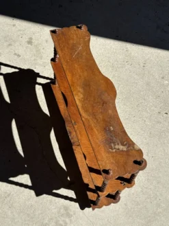 Petite étagère à trois niveaux en chêne H41 L68