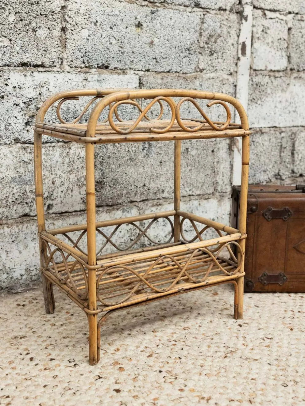 ✨ Petite étagère vintage en osier – esprit bohème ✨