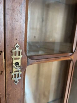Petite vitrine ancienne style Art Déco en bois massif - H160cm