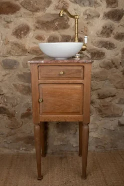 Petit lave-mains ancien en bois et marbre rouge