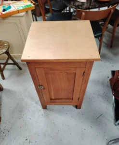 Petit meuble d'appoint