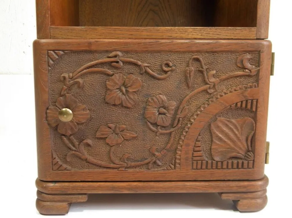 Petit meuble d'appoint , chevet années 20