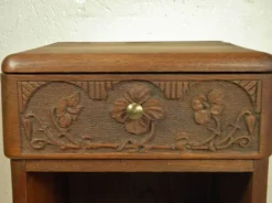 Petit meuble d'appoint , chevet années 20