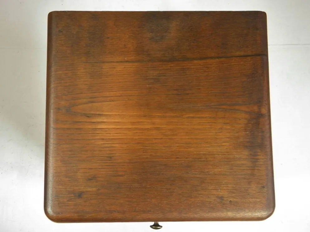 Petit meuble d'appoint , chevet années 20