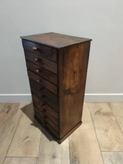 Petit meuble de métier d'horloger ou d'apothicaire