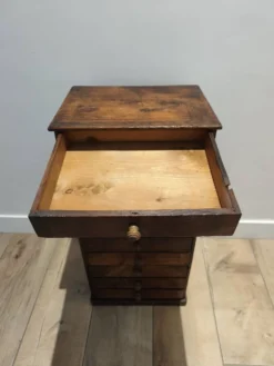 Petit meuble de métier d'horloger ou d'apothicaire