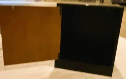 Petit meuble de rangement cubique