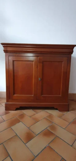 Petit meuble Merisier