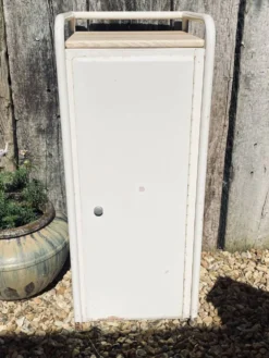 Petit meuble métal et bois