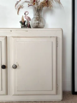 Petit meuble mural de métier vintage en bois peint crème- Années 50