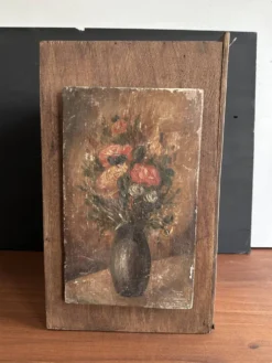 Petit meuble à tiroirs ancien en bois avec peinture florale, 1900