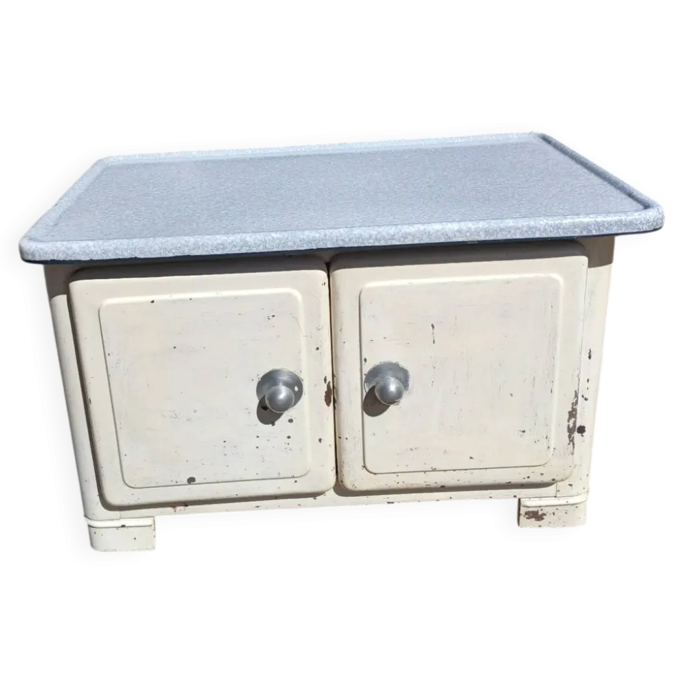 Petit meuble vintage en tôle émaillée