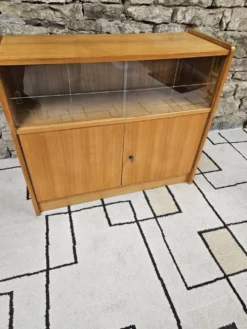 Petit meuble vitrine vintage 1970"