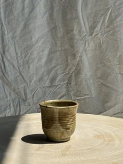 Petit mug en grès