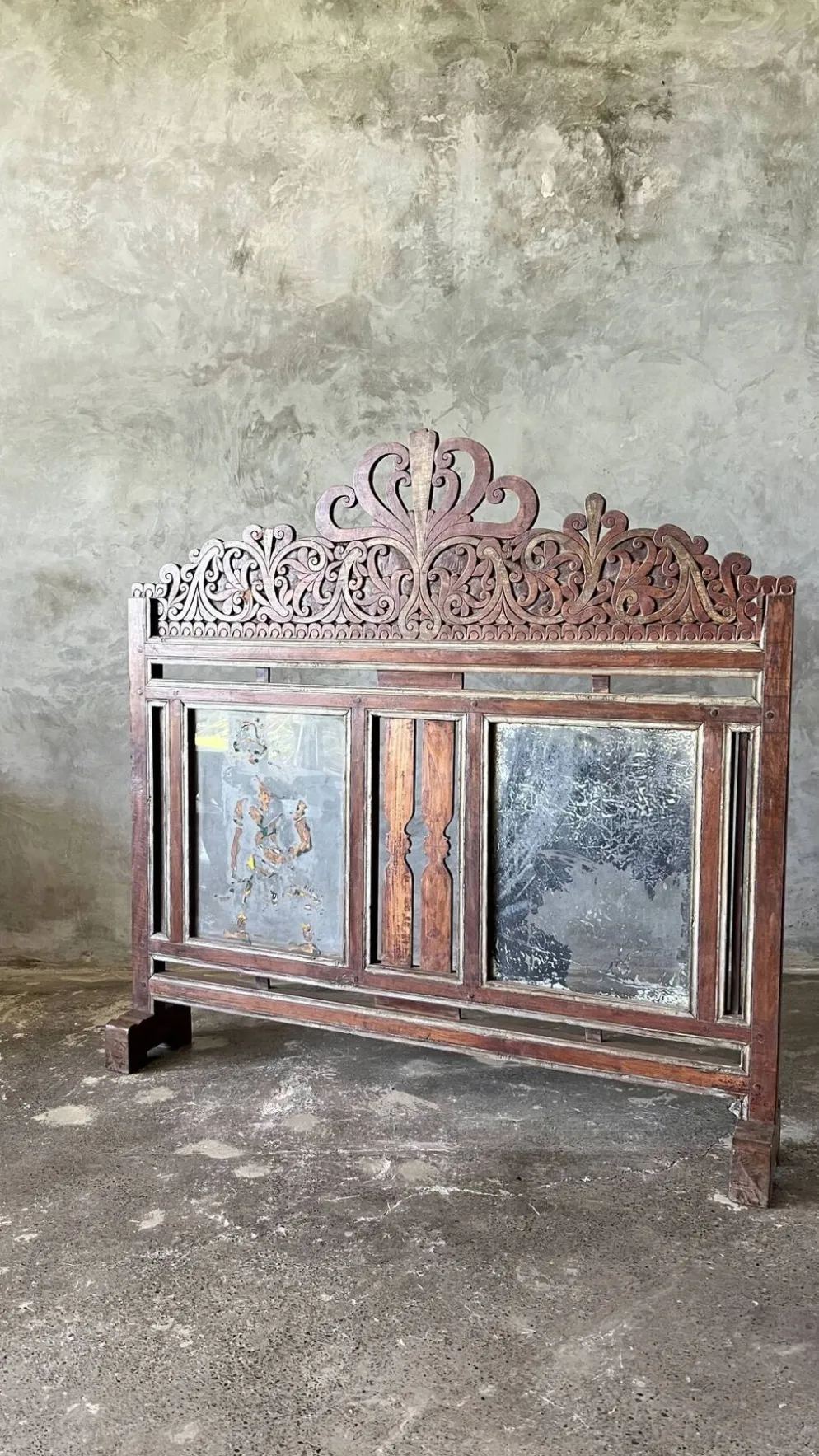 Petit paravent indonésien en bois sculpté H:104 L:106