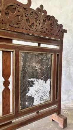 Petit paravent indonésien en bois sculpté H:104 L:106