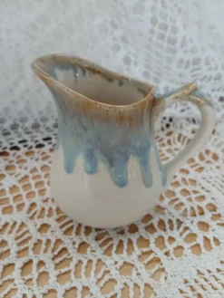 Petit pichet/ pot à lait ancien