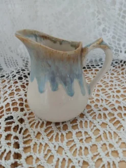 Petit pichet/ pot à lait ancien