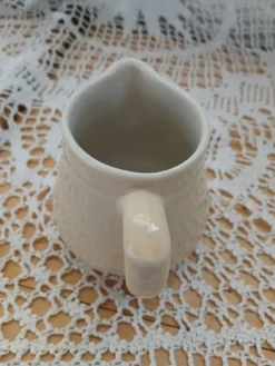 Petit pichet/ pot à lait / crémier ancien