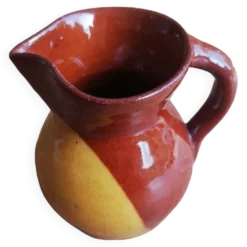 Petit pichet terre cuite bicolore marron jaune