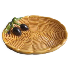 petit plat apéritif olives Au vieux Vallauris table vintage appetizer dish