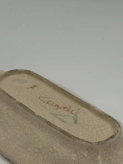 Petit plat ovale en céramique à glaçure craquelée, peint à la main