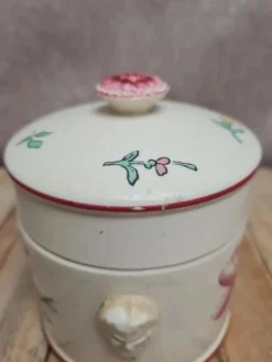 Petit pot couvert Sarreguemines ancien décor floral – charme vintage