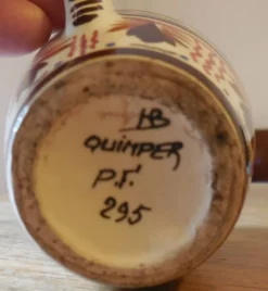 Petit pot à lait ancien en céramique de Quimper