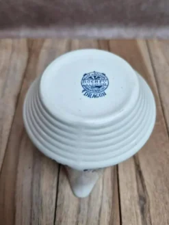 Petit pot à lait Boch Frères – La Louvière modèle Dragon – décor bleu – Belgique vintage