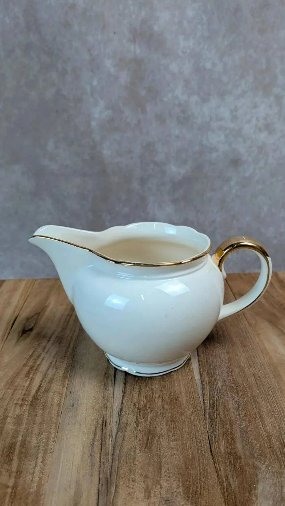 Petit pot à lait Villeroy & Boch liseré doré – vintage