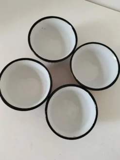 4 petits bols vintage en grès brun et liseré noir