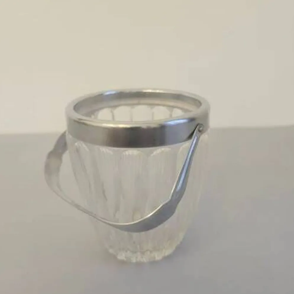 Petit seau à glaçons en cristal transparent Demeyere et anse en inox