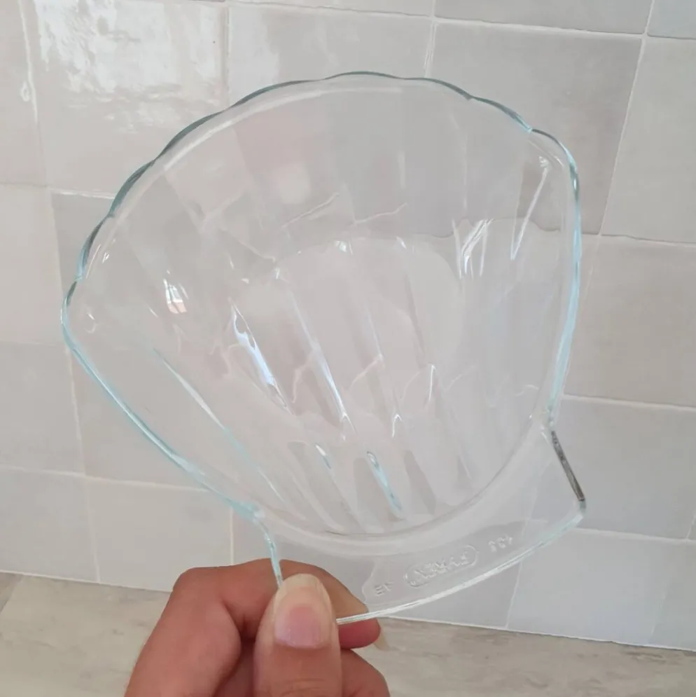 8 petits plats ramequins en forme de Coquillage en verre transparent