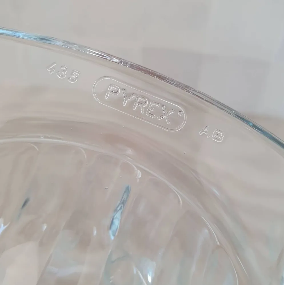 8 petits plats ramequins en forme de Coquillage en verre transparent